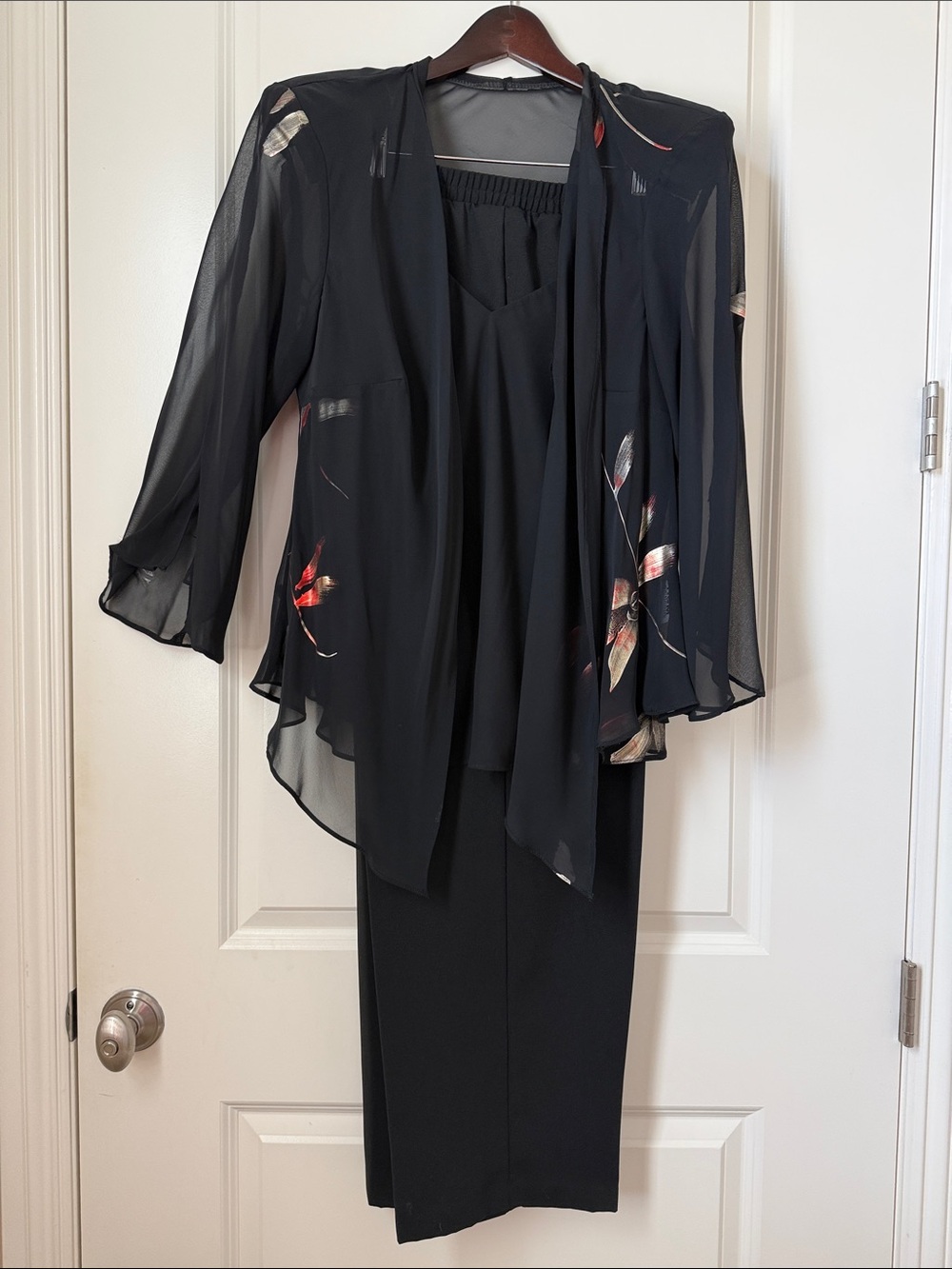 R&M Richards Black Painted Floral Accent 3 Piece Pants Set with Sheer Jacket 16W